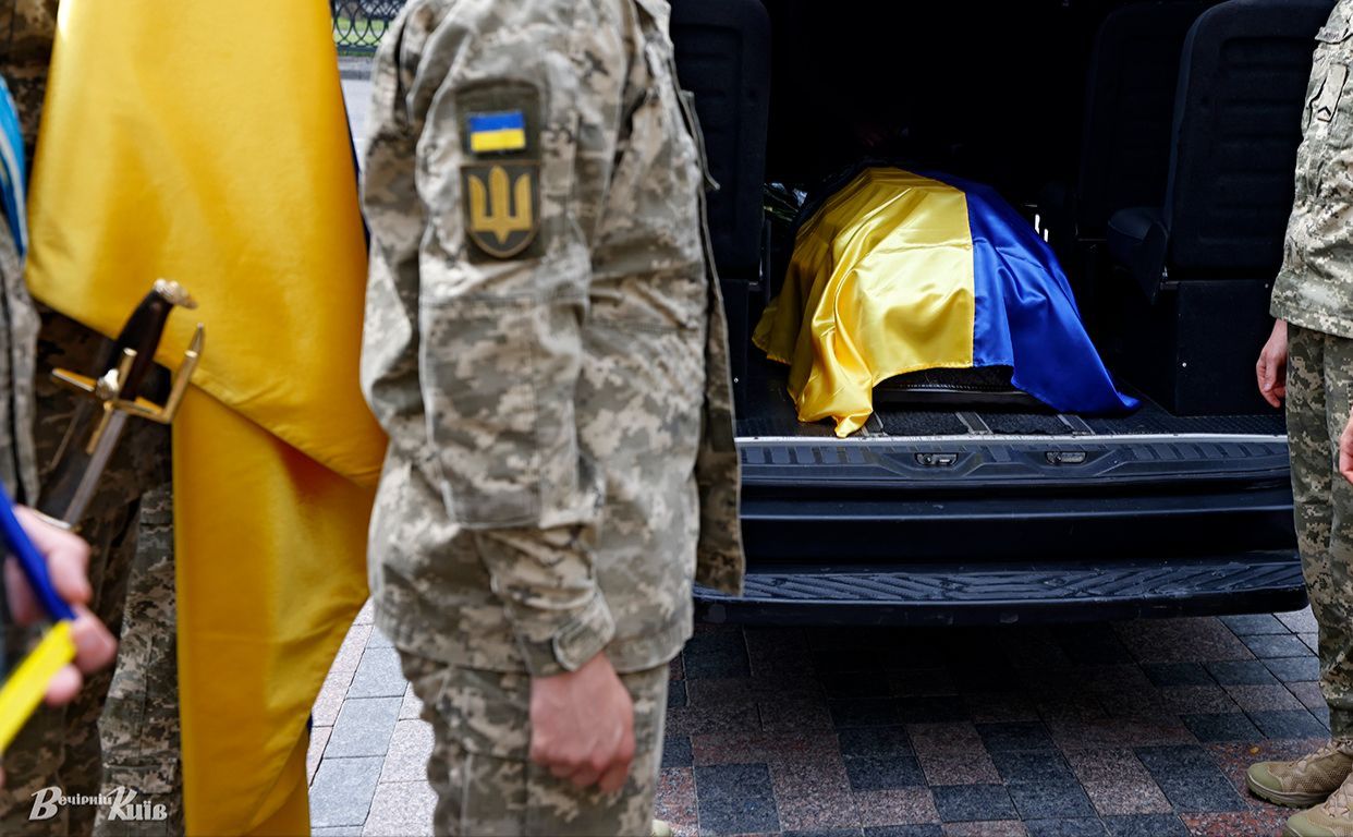 Про час та місце поховання воїна обіцяють повідомити згодом. Фото ілюстративне: Борис Корпусенко