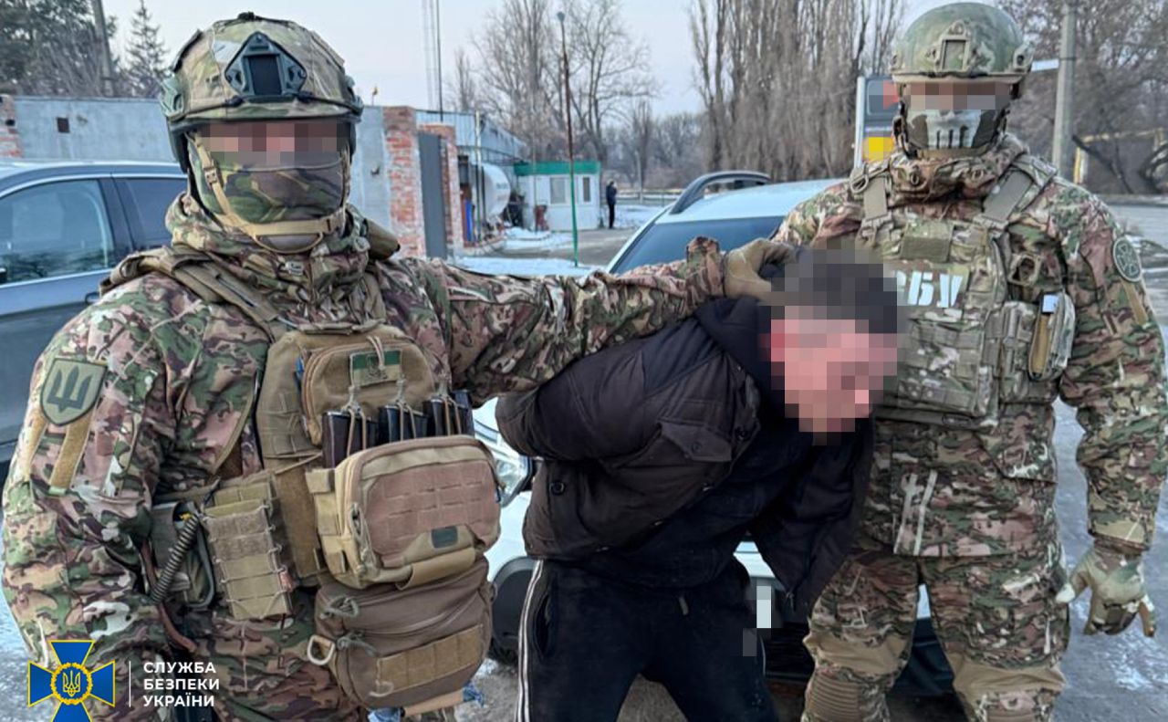 Ворожим поплічником виявився місцевий 30-річний безробітний