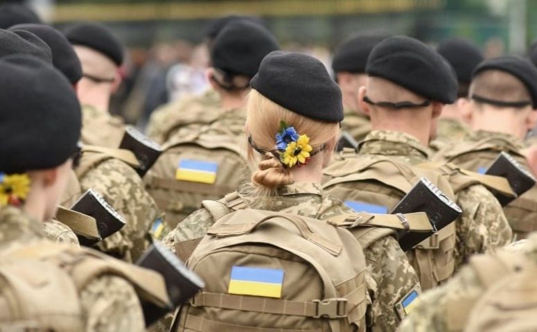 Жінки в ЗСУ — виборюють Перемогу і надихають інших. Фото: з відкритих джерел