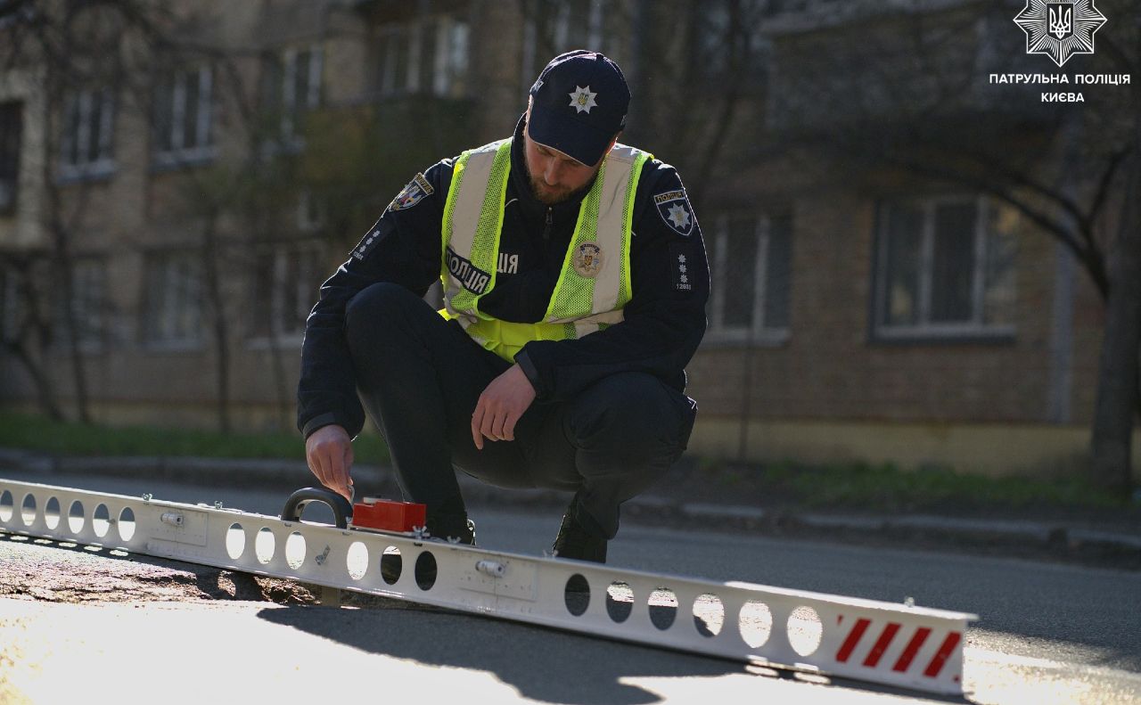 Дорожню мережу перевіряють. Фото: патрульна поліція Києва