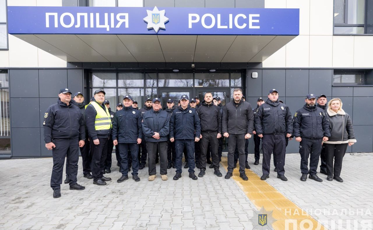 Урочисте відкриття поліцейського відділення у Бородянці на Київщині. Фото: Нацполіція