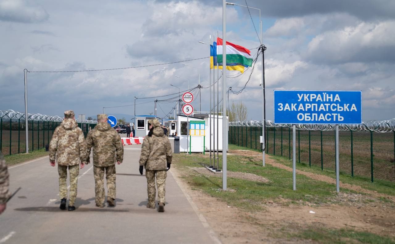 Фото з пункту пропуску: Олексій Кулеба