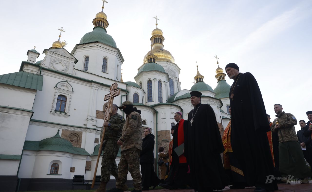Хресна дорога у Софії Київській. Фото: Борис Корпусенко