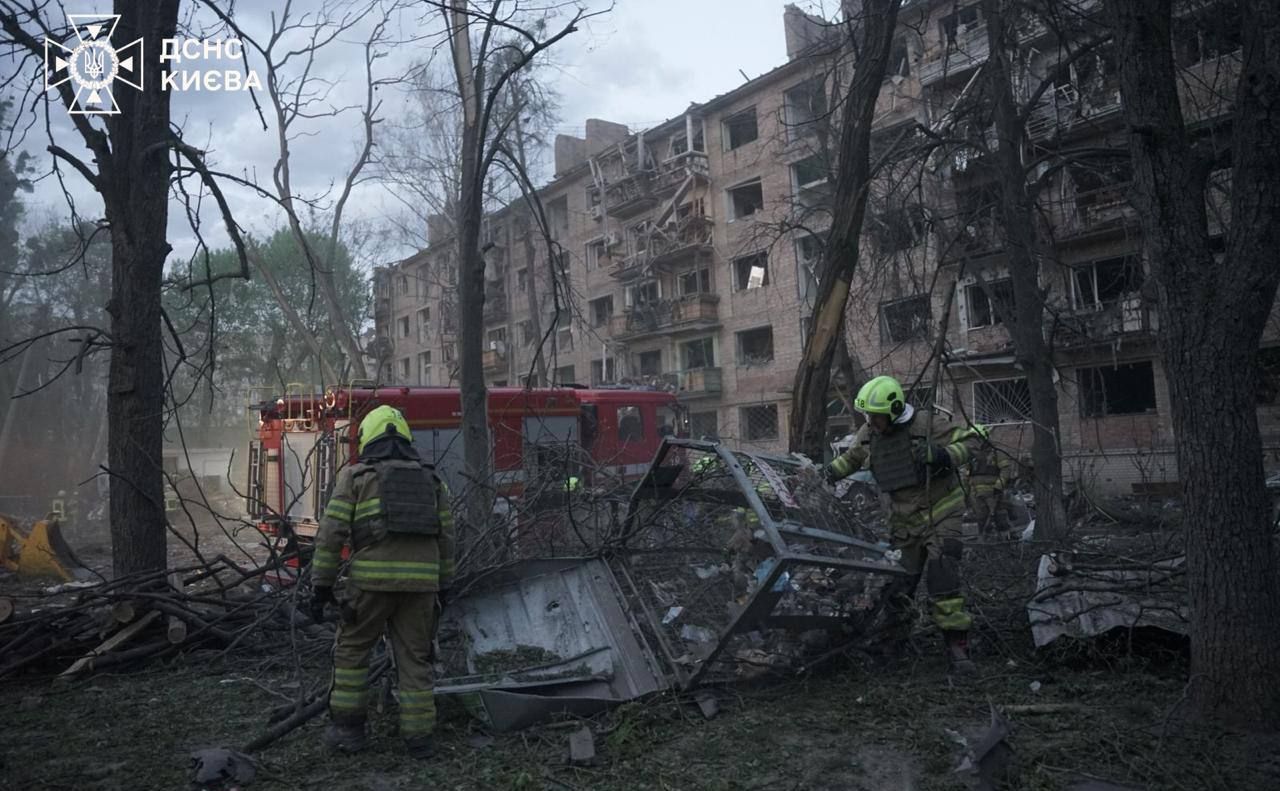 Наслідки нічної атаки. Фото опубліковане на телеграм-каналі Тимура Ткаченка