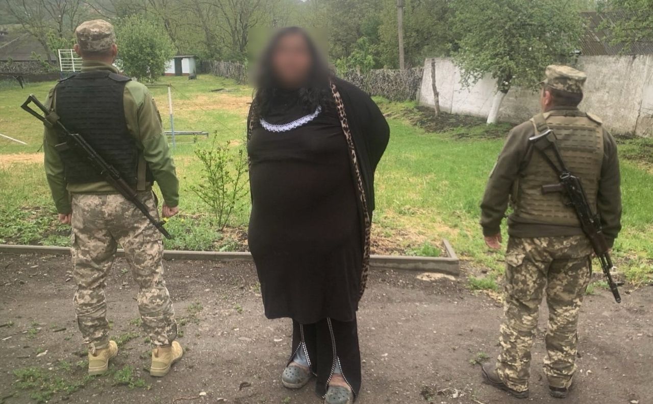 На порушника склали два адмінпротоколи. Фото: ДПСУ