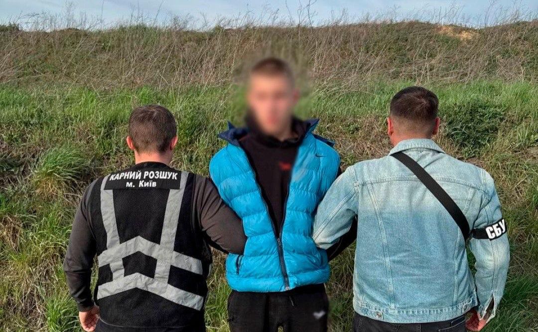 Підлітку пообіцяли гроші за підпал автомобіля ЗСУ. Фото: Нацполіція