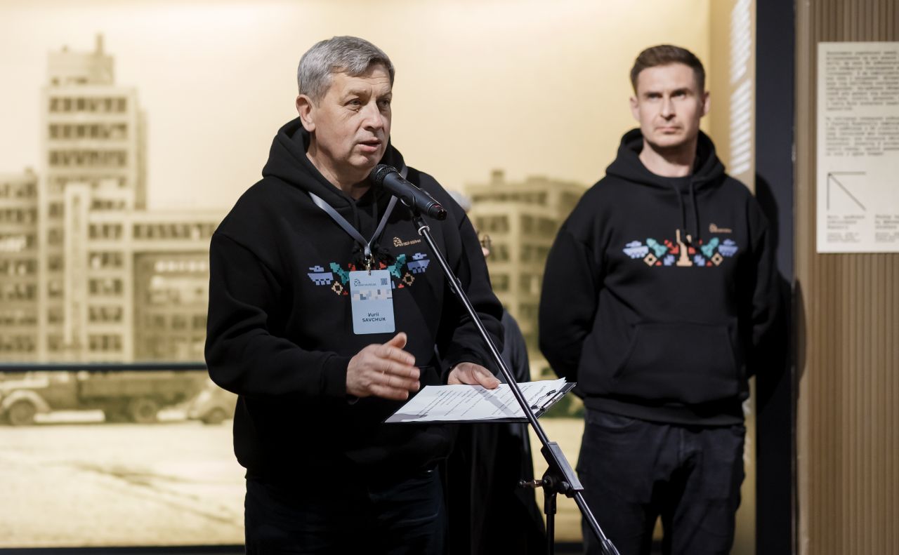 Директор музею Юрій Савчук та куратор проєкту Юрій Горпинич. Фото: Музей Війни