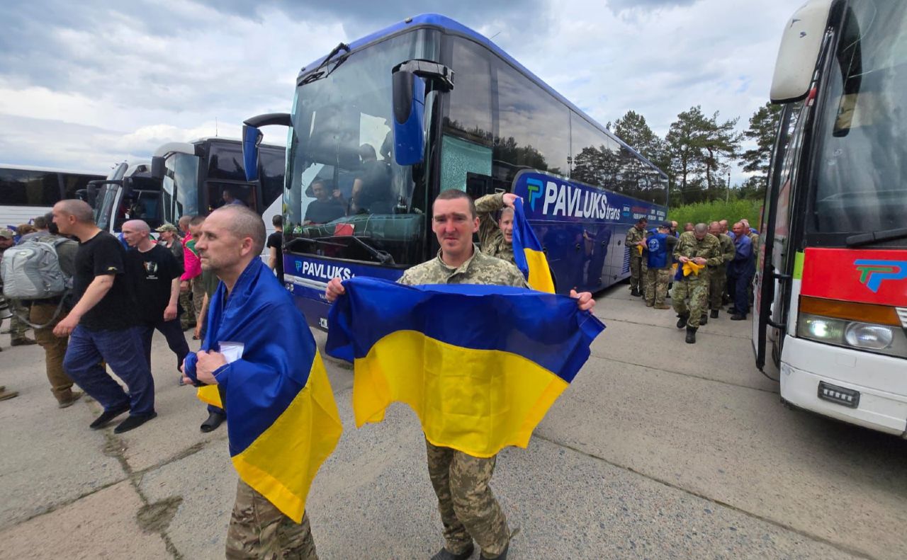 Під час зустрічі на рідній землі. Фото: ФБ Президента