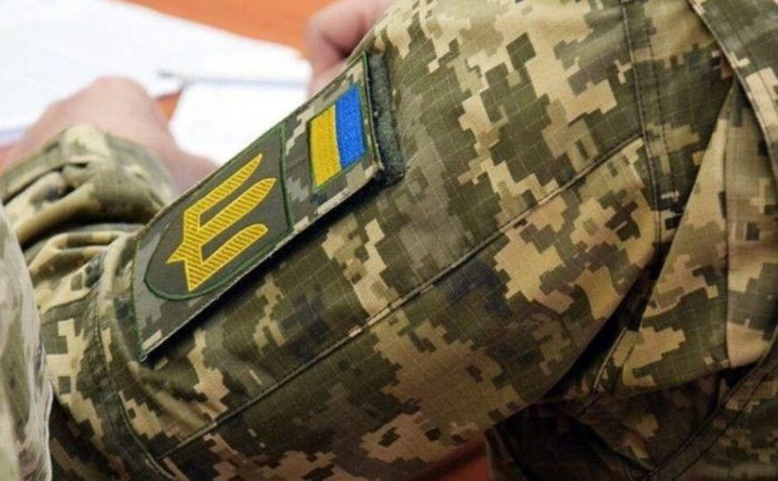 Життю військового зараз нічого не загрожує. Фото ілюстративне з відкритих джерел