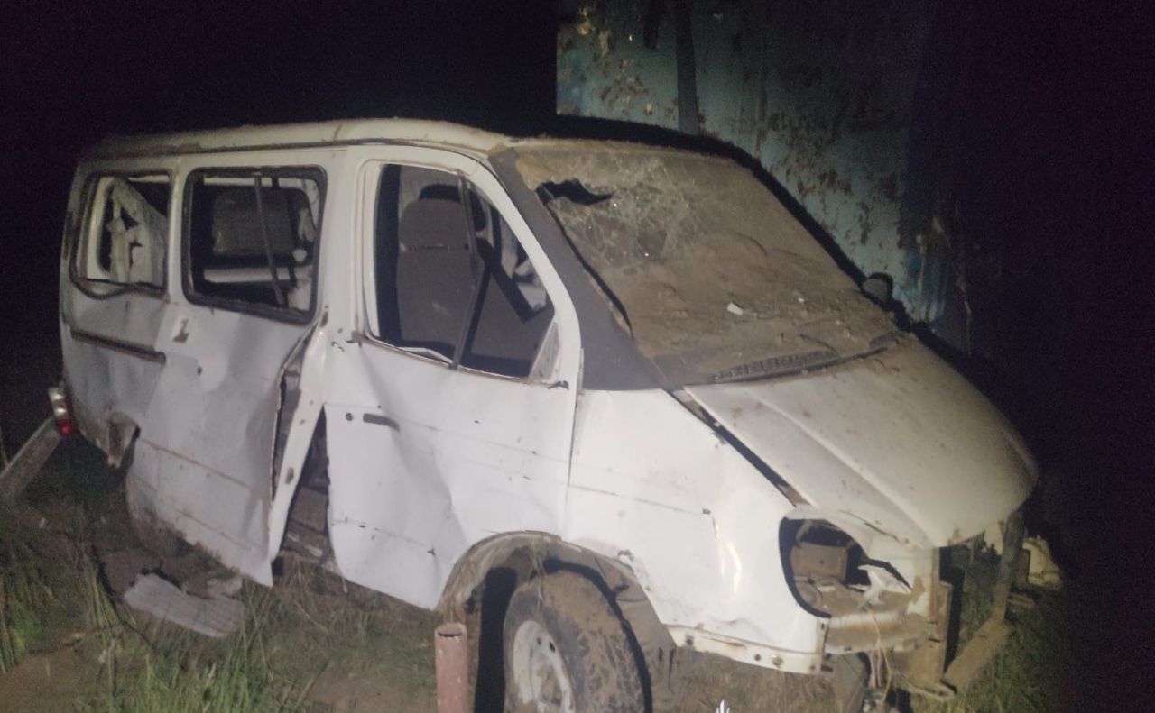 У Броварському районі зазнали ушкоджень два автомобілі. Фото: Нацполіція