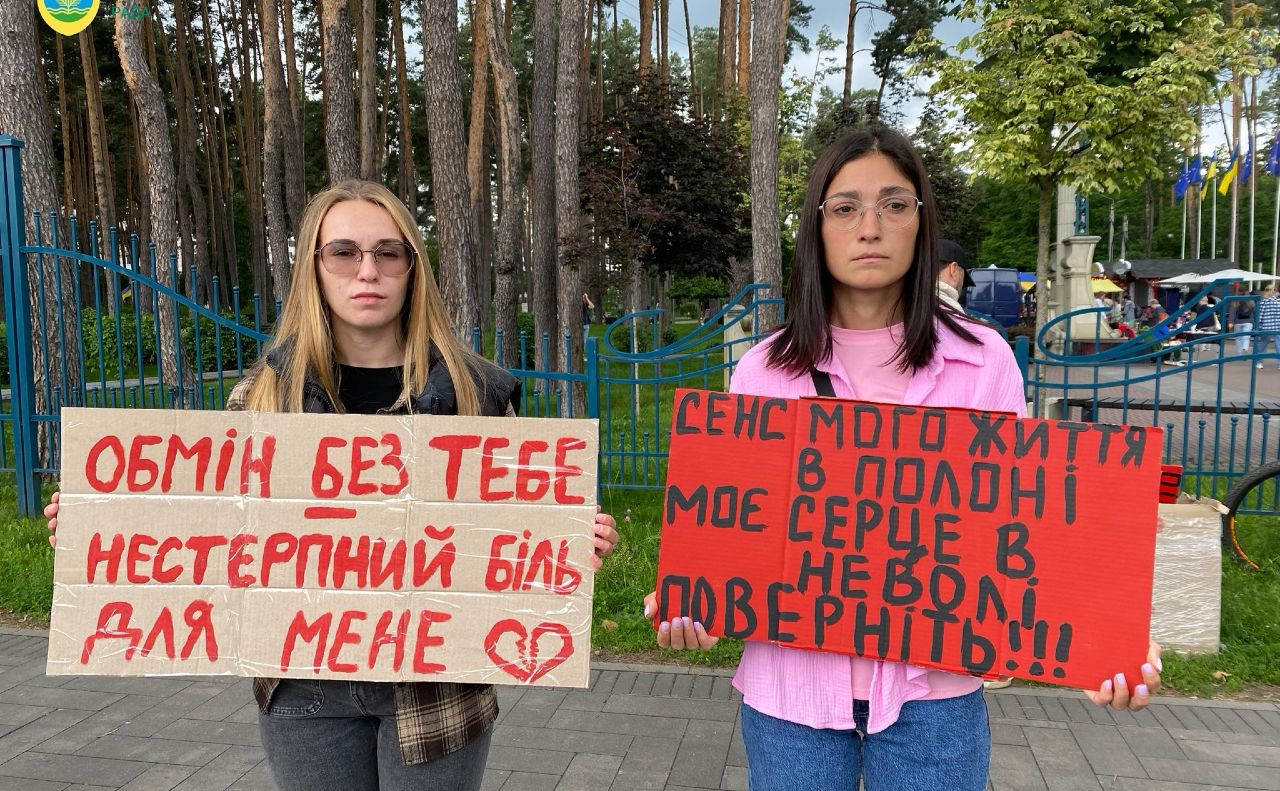 В Ірпені пройшла акція на підтримку полонених. Фото: Маркушин/Facebook