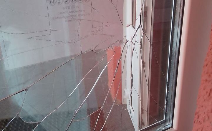 Адміністрація школи звернулася із заявою про пошкодження майна. Фото: Муніципальна охорона