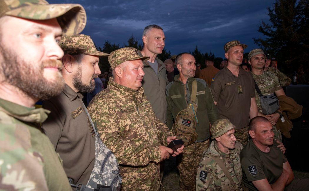 Мер Києва серед бійців. Фото: пресслужба мера