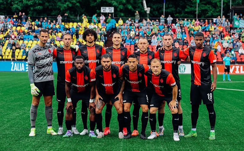 Команда «Хамрун Спартанс» перед матчем-відповіддю проти «Жальгіріса». Фото: 360Sports Malta Premier