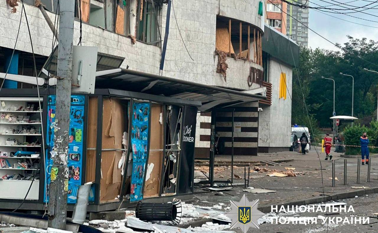 Станція метро «Лук’янівська вранці 21 липня після атаки рф. Фото: Поліція Києва