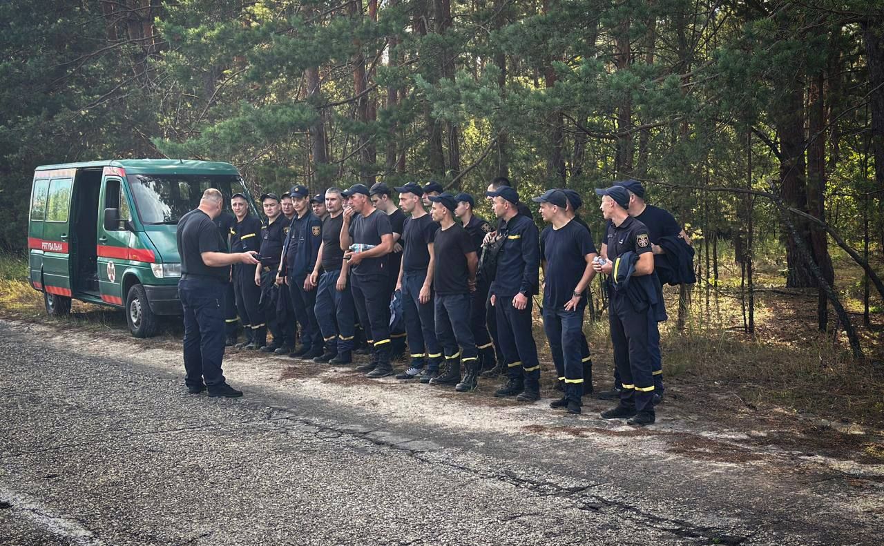 Дитину шукали рятувальники, поліцейські, військові та місцеві жителі. Фото: ДСНС Київщини