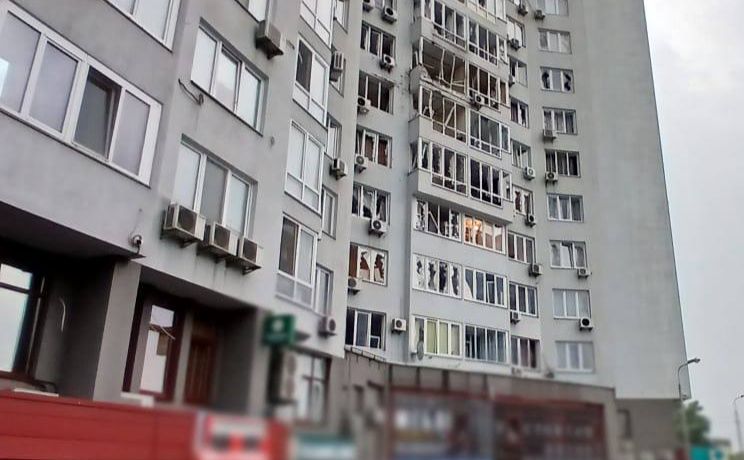 Нацполіція фіксує наслідки обстрілів росіянами Києва. Фото: Наполіція