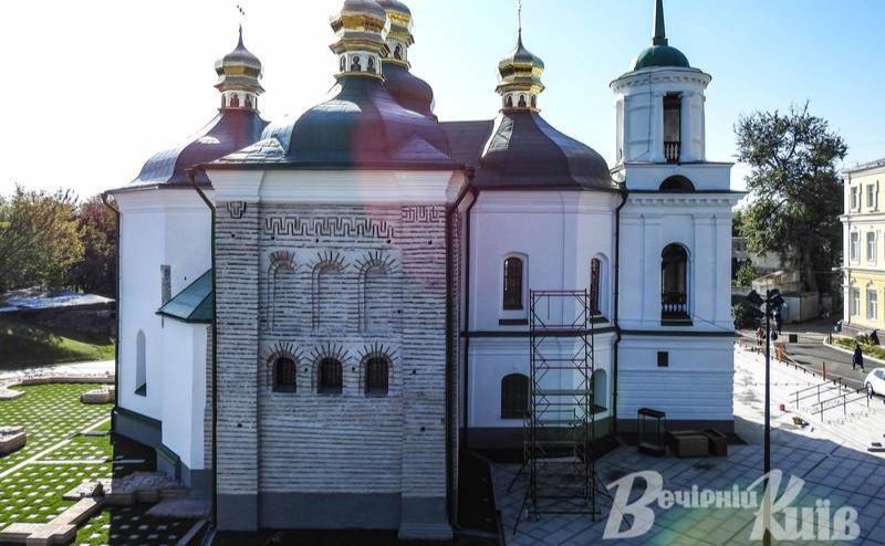 Церква Спаса на Берестові. Фото: «Вечірній Київ»