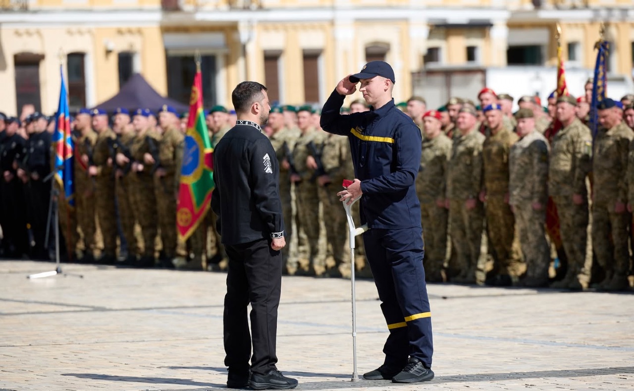 Максим Пількевич, рятувальник із Києва, отримав державну нагороду. Фото: ДСНС