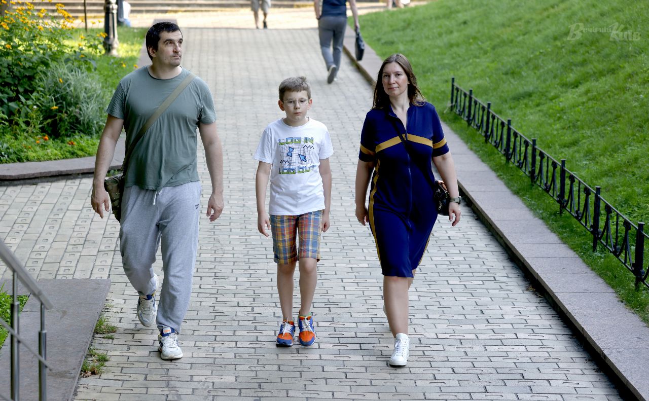 Зарицькі навчилися цінувати звичайні речі: чашку кави, сміх друзів, прогулянку парком. Фото: Борис Корпусенко
