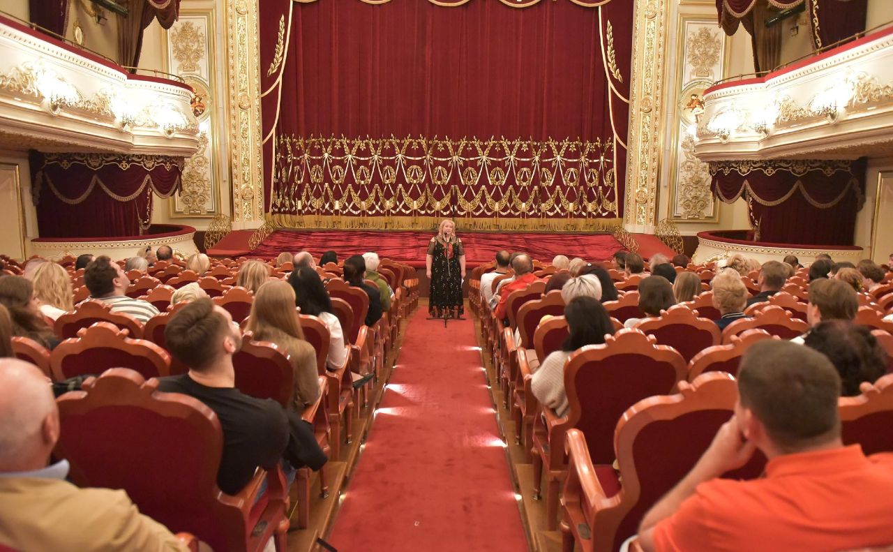 В опереті пройшли збори колективу. Фото: Національна оперета України