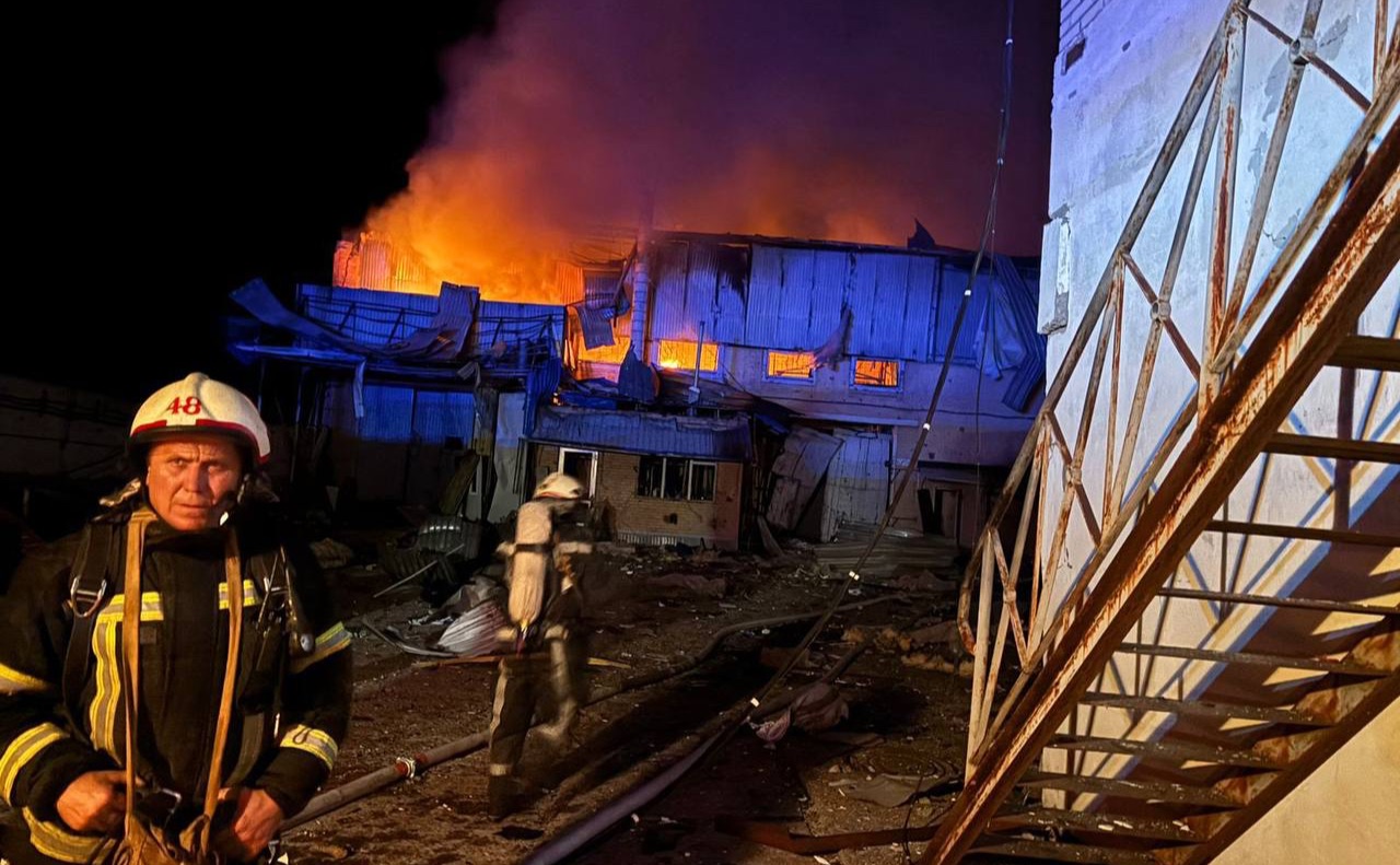 Наслідки російського обстрілу. Фото: поліція