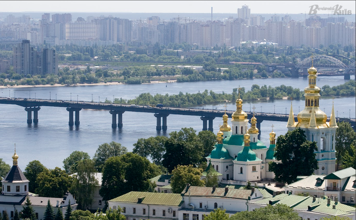 У столиці тепло як влітку. Ілюстративне фото: Борис Корпусенко
