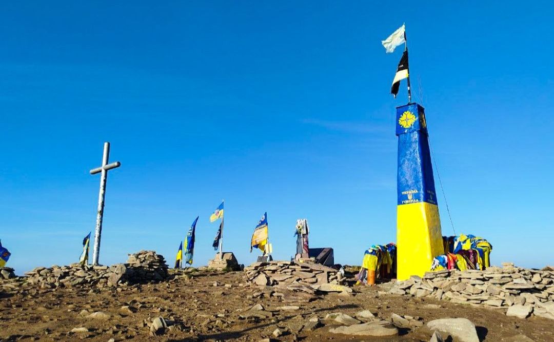 Стелу відремонтували та пофарбували алкідною емаллю. Фото: А.Косовська, фейсбук