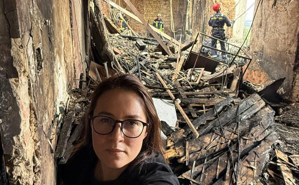 Фото прем’єрки українського уряду у будинку КМУ після атаки росії в ніч на 7 вересня. Фото: ФБ Ю.Свириденко