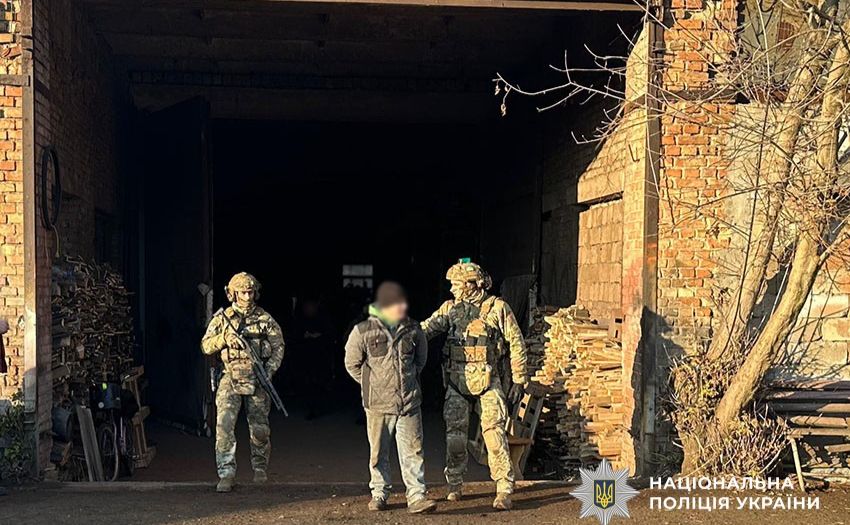 Під час затримання. Фото: поліція Києва