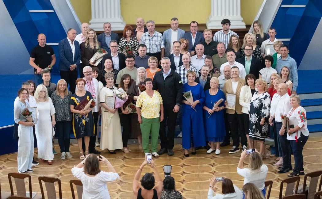 Урочисте нагородження провідних столичних підприємців. Фото: тг-канал Віталія Кличка