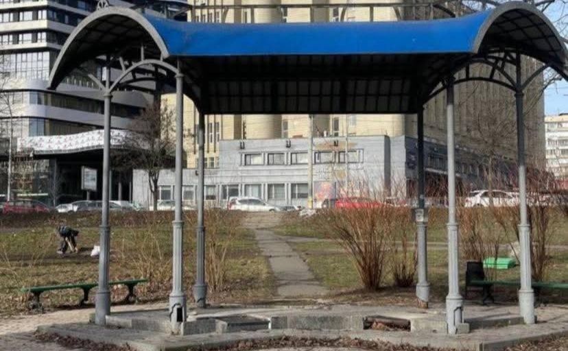 Роботу цього бювету мають відновити. Фото: Олеся Пинзеник
