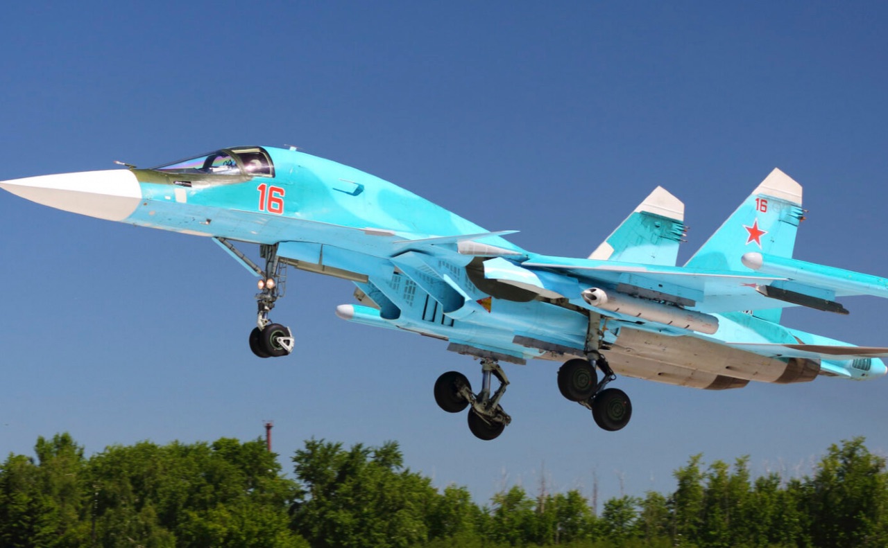 Ворожий літак Су-34. Фото з відкритих джерел