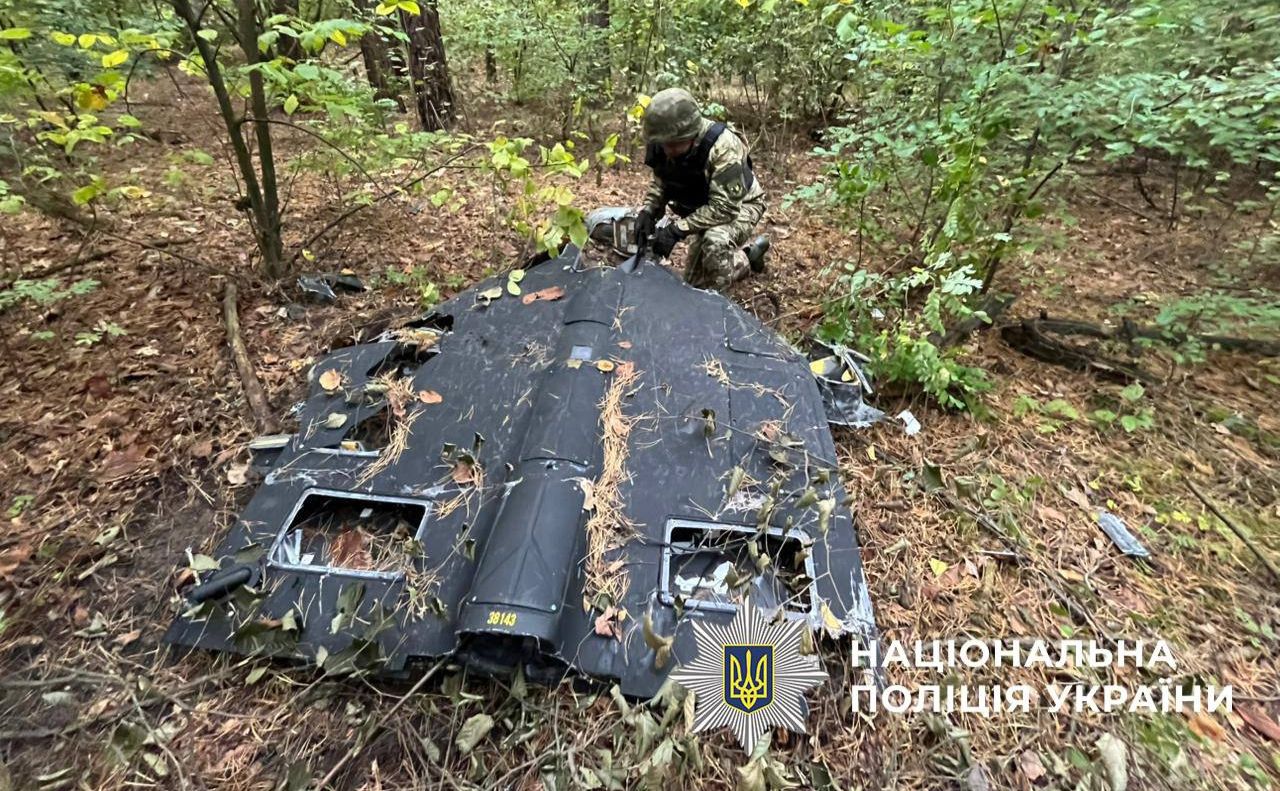 Уламки дрона. Фото: Національна поліція