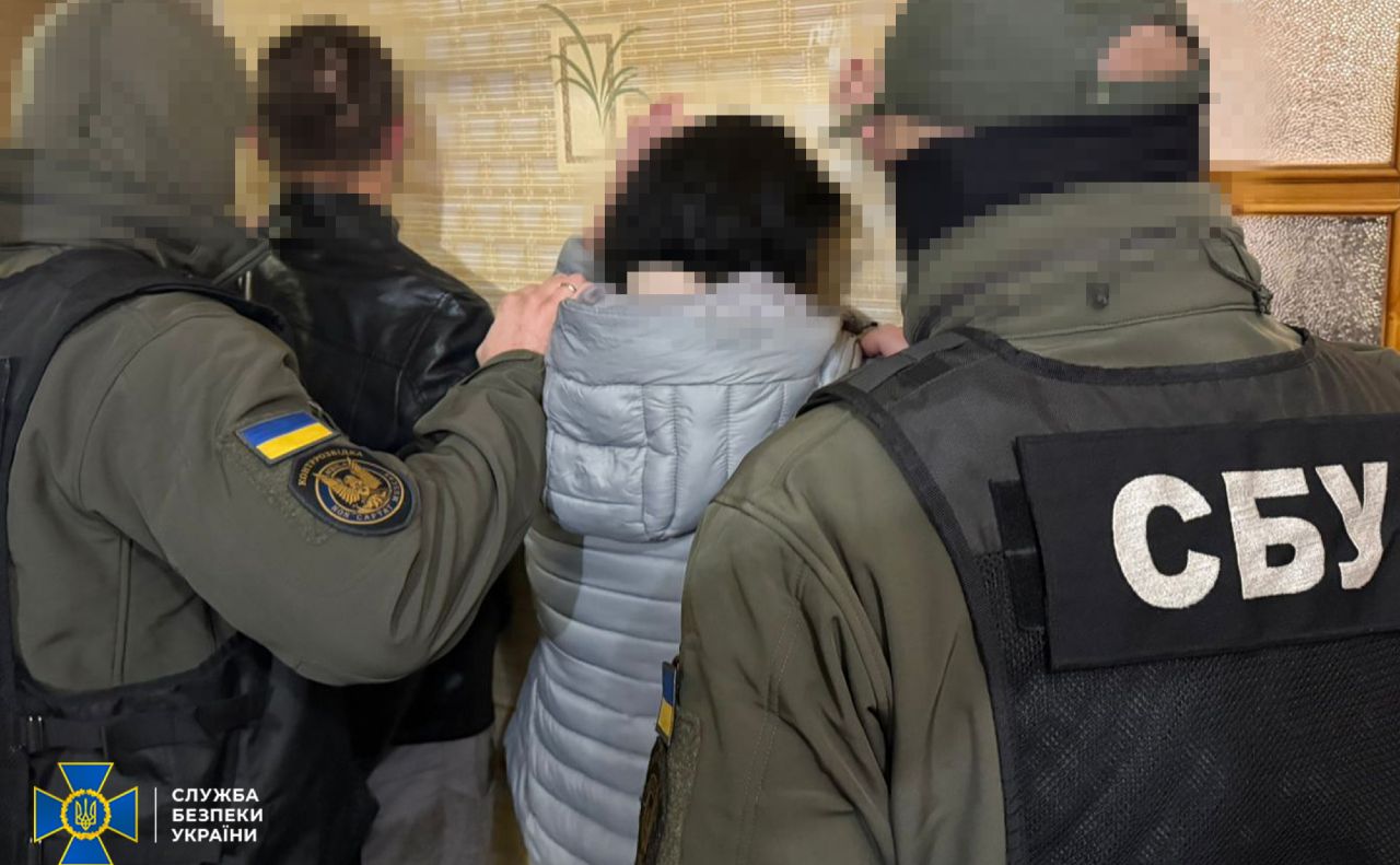 Агентурній парі загрожує до 12 років тюрми
