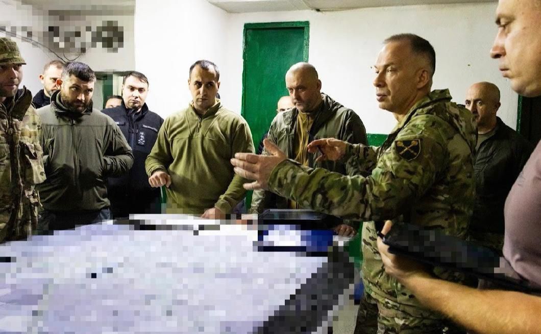 Головнокомандувач ЗСУ з військовим керівництвом на Покровському напрямку. Фото: О.Сирський, фейсбук