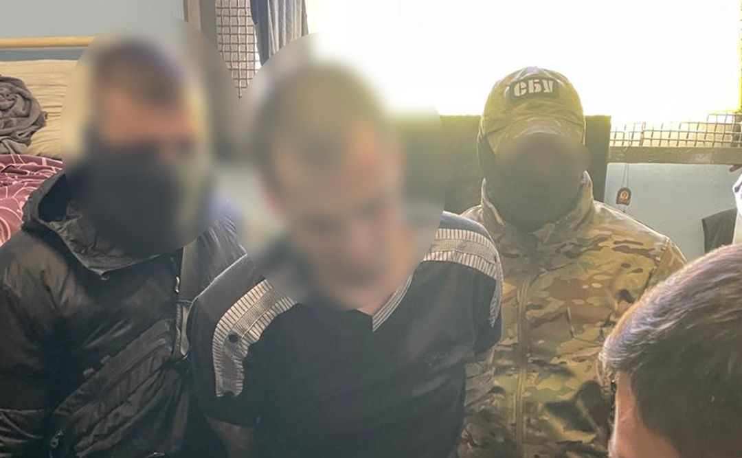 За вимагання йому загрожує до 12 років позбавлення волі. Фото: поліція Києва
