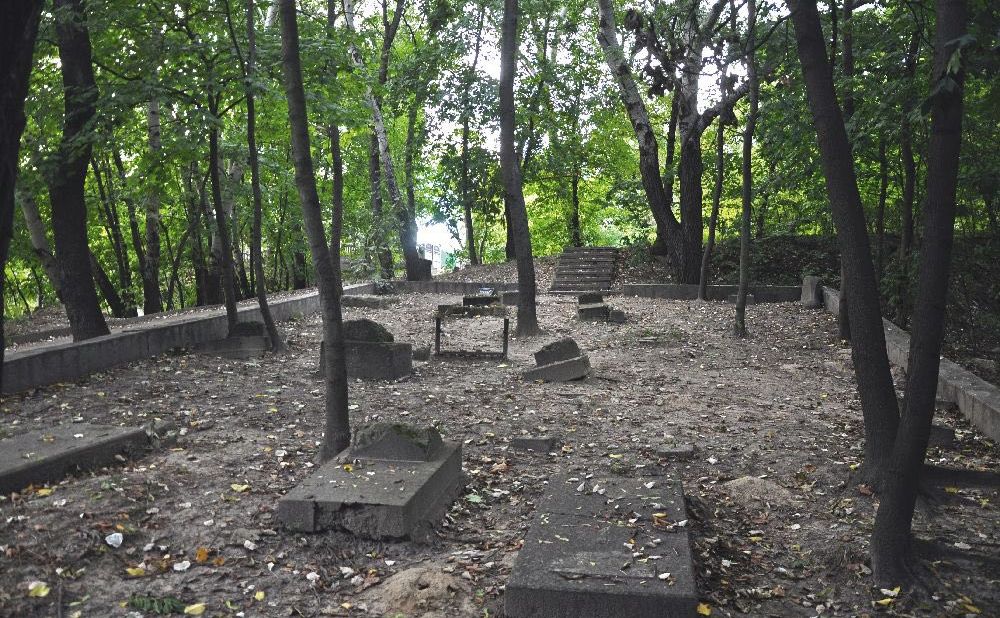 Лук’янівське єврейське кладовище було одним з найбільших у Києві. Фото: ДОКС