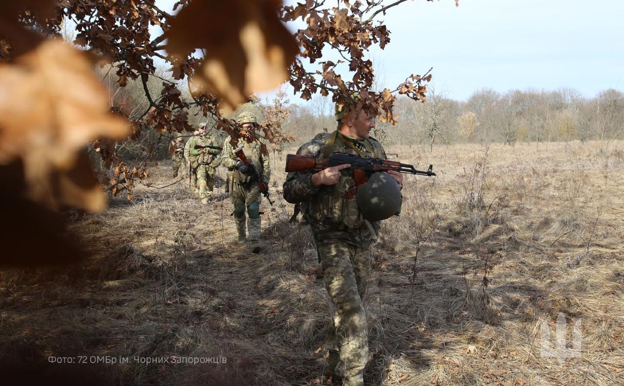 Під час тренування. Фото: 72 ОМБр