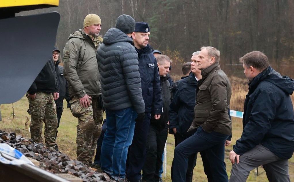 Фото з місця події: X/Donald Tusk