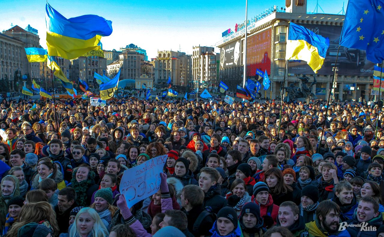 Мітинг на Майдані Незалежності під час Революція гідності. Фото з архіву видання «Вечірній Київ»