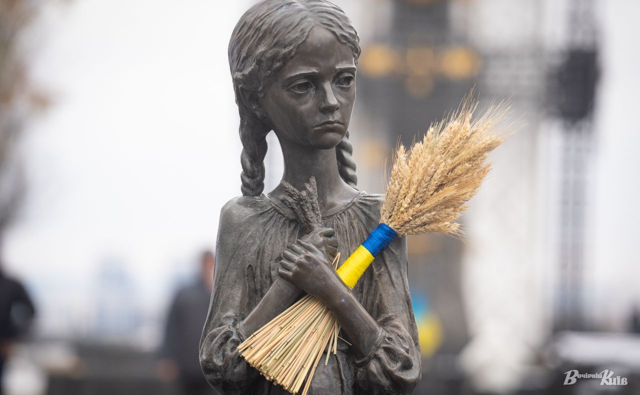 Україна сьогодні вшановує пам’ять жертв голодоморів. Фото: Олексій Самсонов