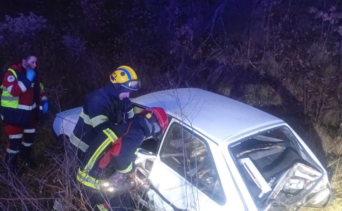 Рятувальники врятували «заручницю» власного авто. Фото ДСНС у місті Києві