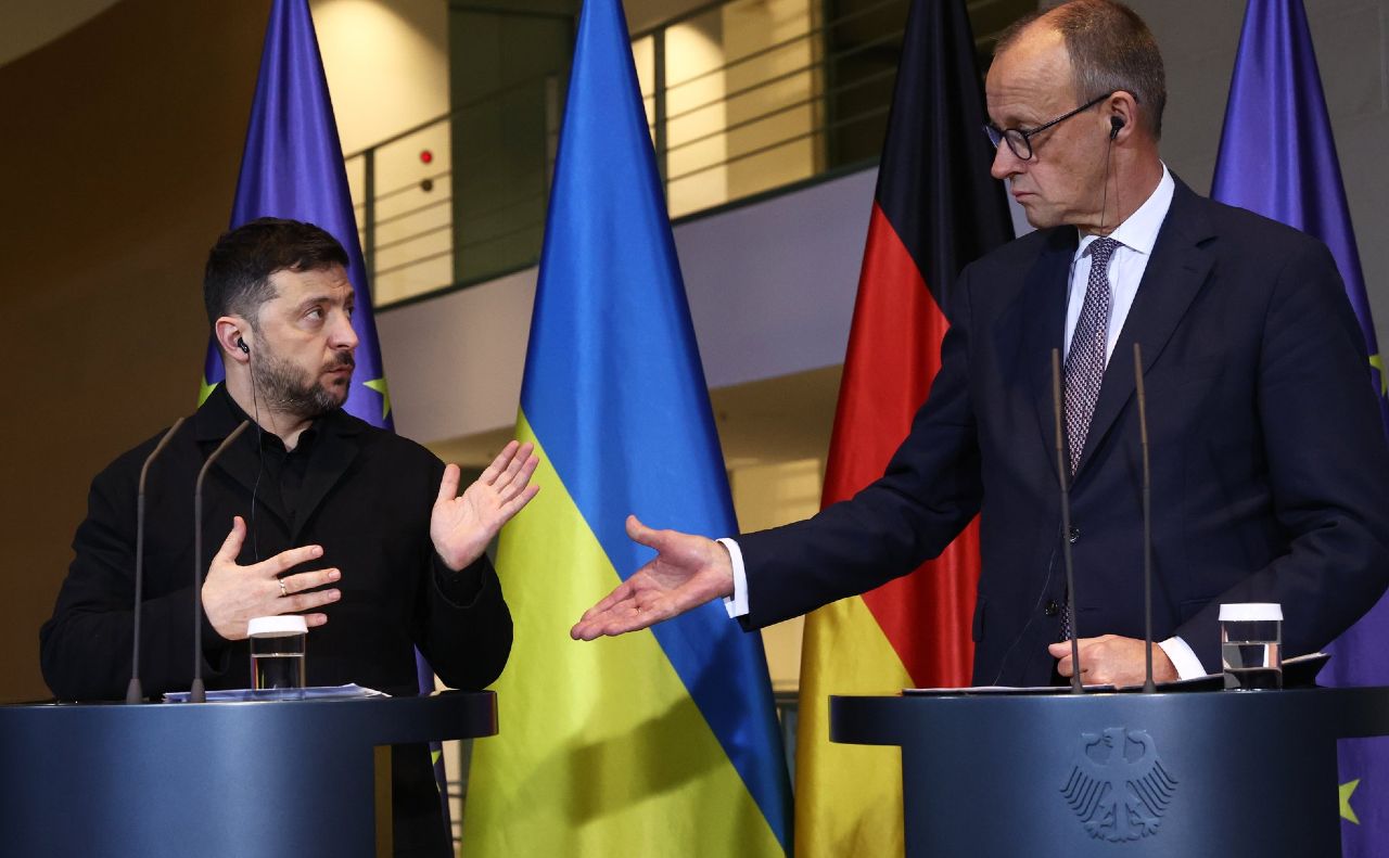 Володимир Зеленський та Фрідріх Мерц. Фото: AP/Maryam Majd