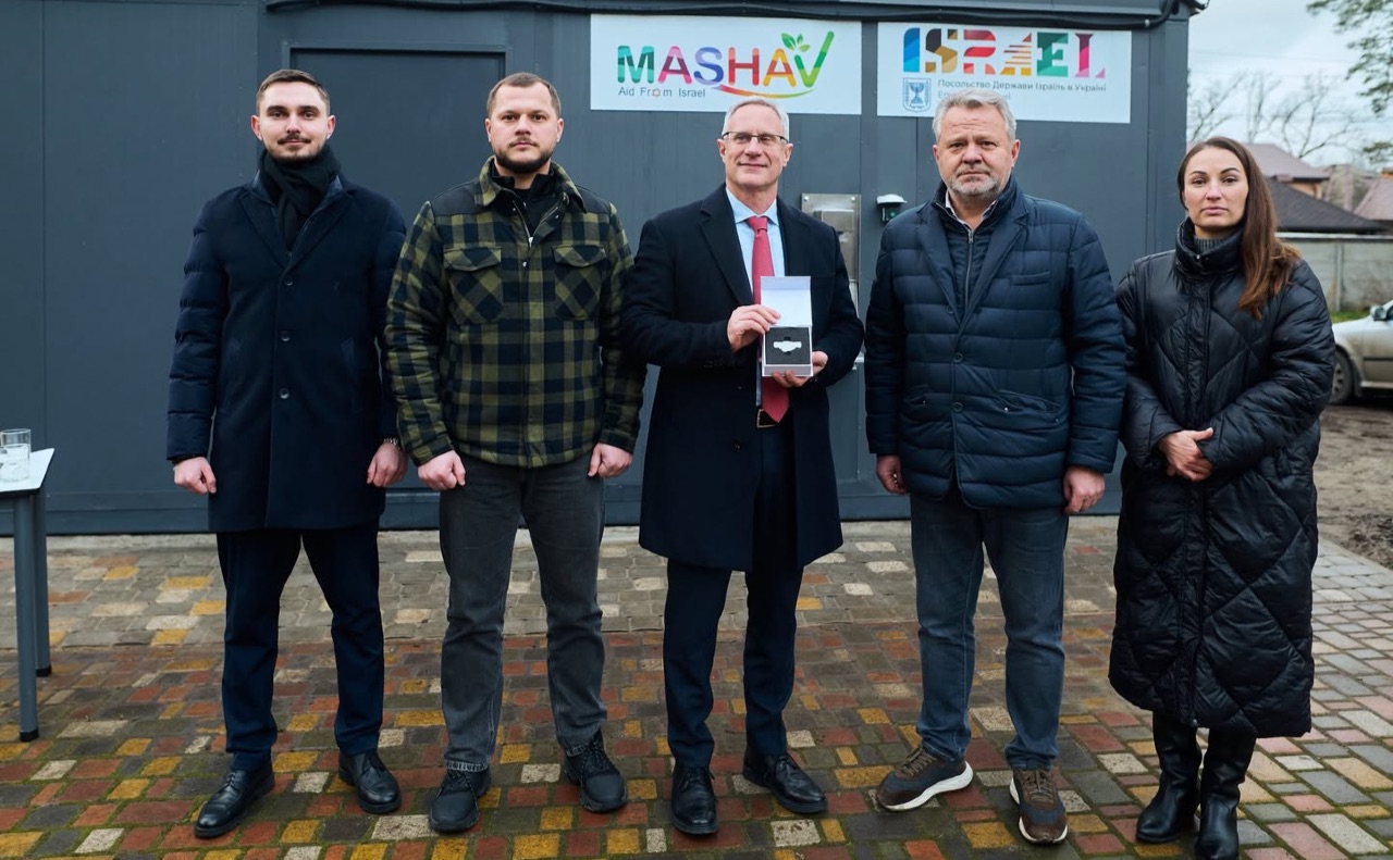 Станцію встановили на території Ворзельської школи. Фото: КОВА