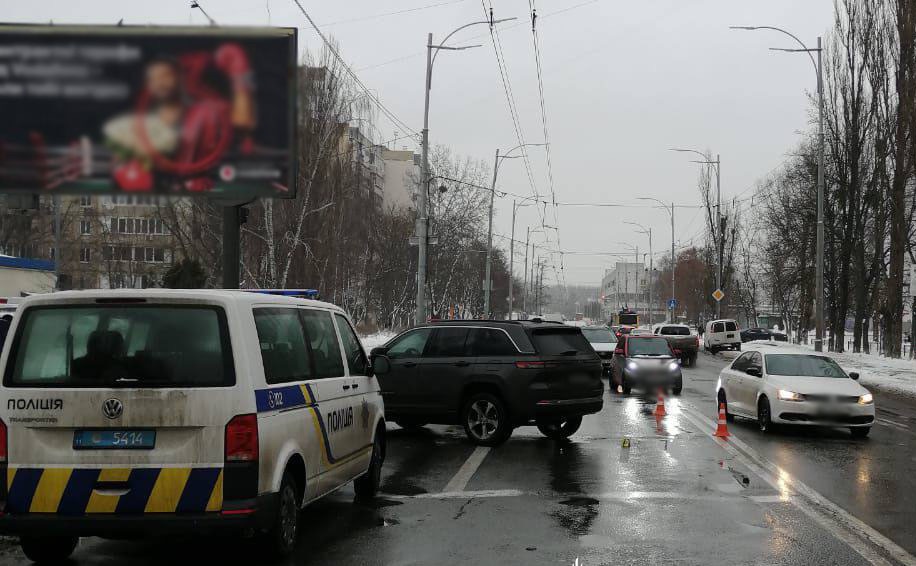 ДТП сталася на перехресті вулиць Якуба Коласа та Гната Юри. Фото: поліція