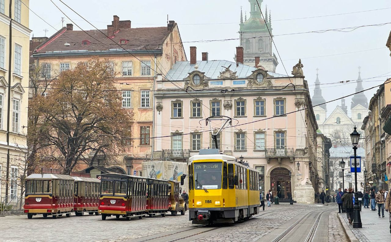 У Львові відключили від електропостачання частину лікарень та трамваї. Фото з відкритих джерел