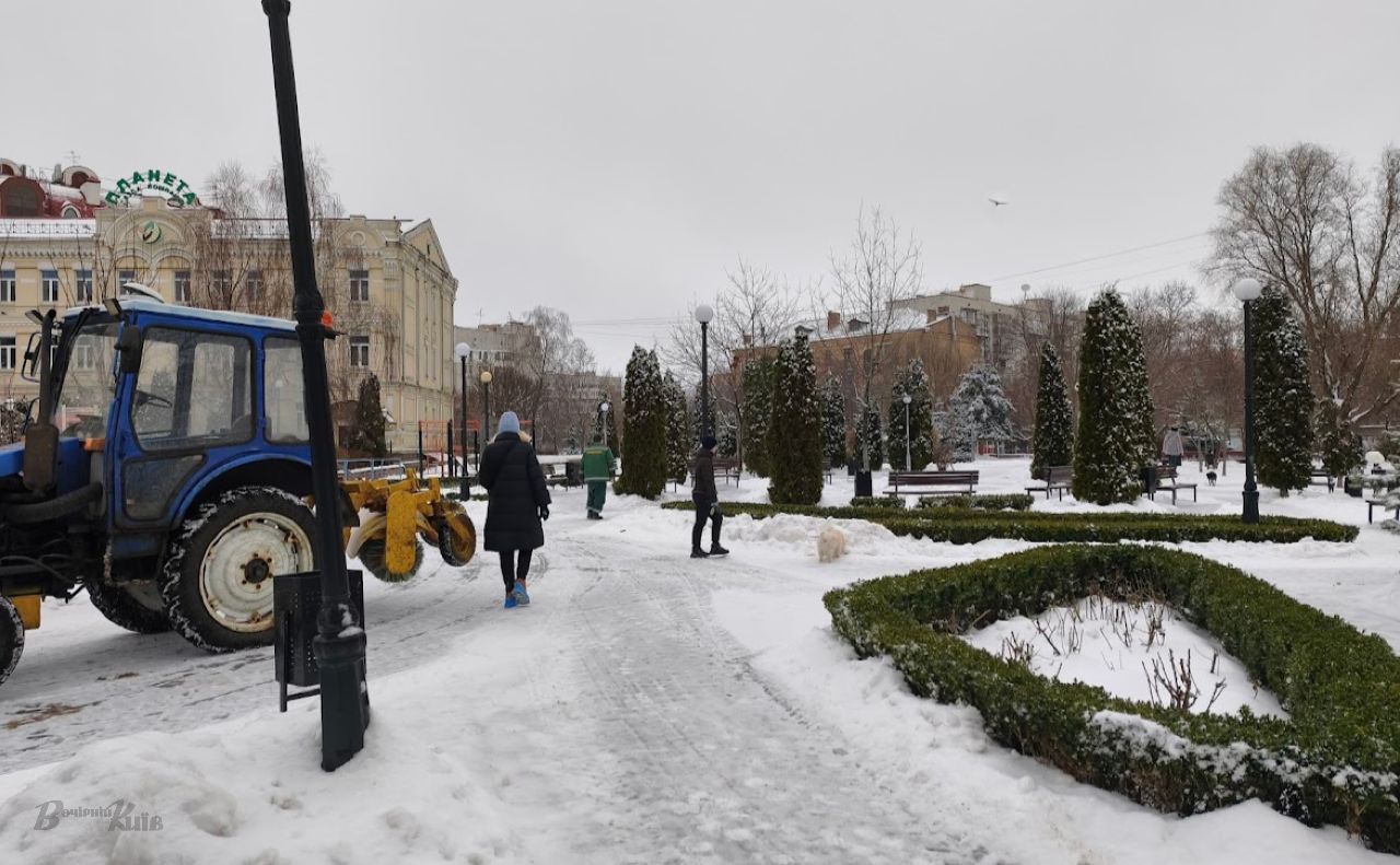 Комунальні служби працюють на всіх локаціях. Фото ілюстративне Катерина Новосвітня