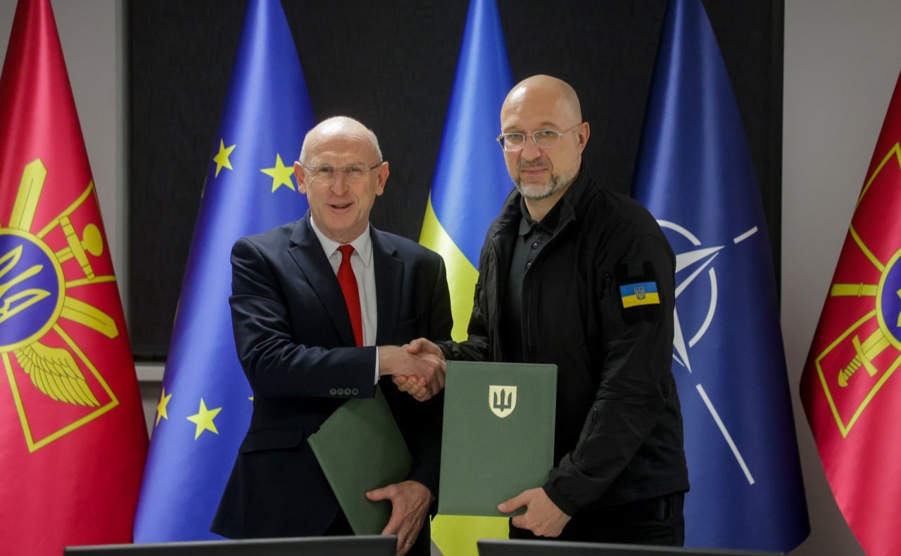 Міністр оборони України Денис Шмигаль та Міністр оборони Великої Британії Джон Гілі. Фото: Міноборони