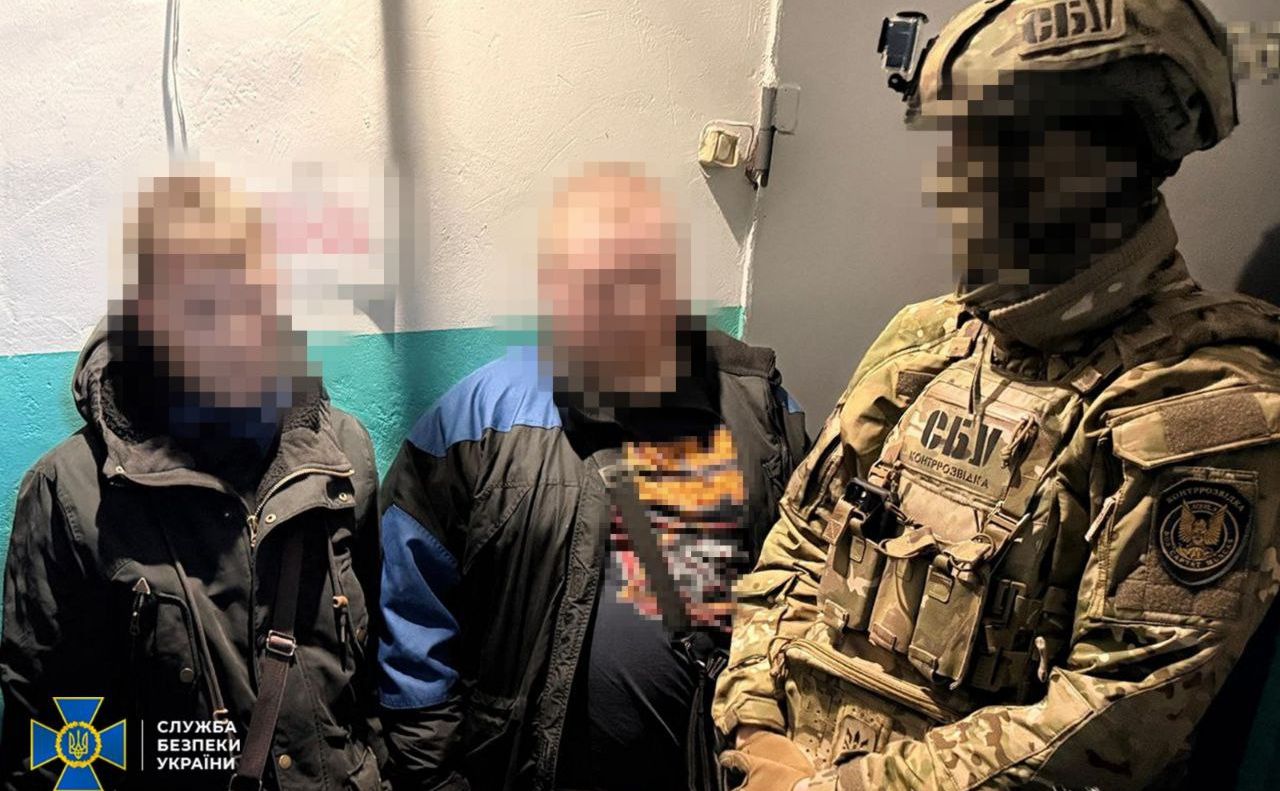 Контррозвідка із затриманими. Фото: СБУ